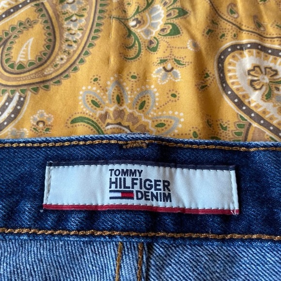 Tommy Hilfiger Jeans - Picture 4 of 5